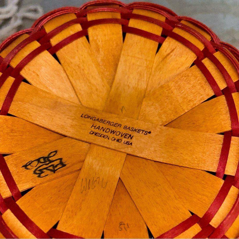 Longaberger Yellow and Red Accent Woven Basket - Picture 4 of 6